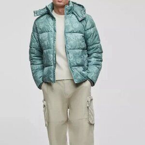 Mode of One Mens Puffer Jacket Seedling Green Size M